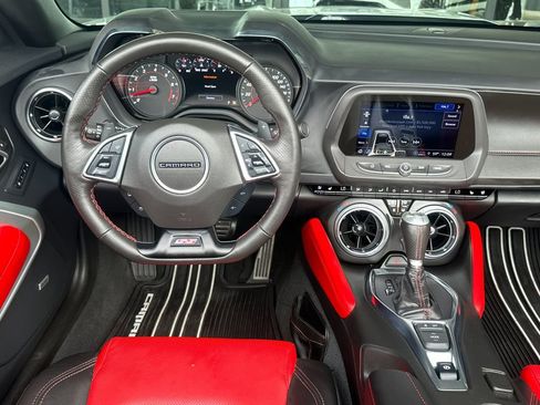 Used 2023 Chevrolet Camaro SS RWD image 15