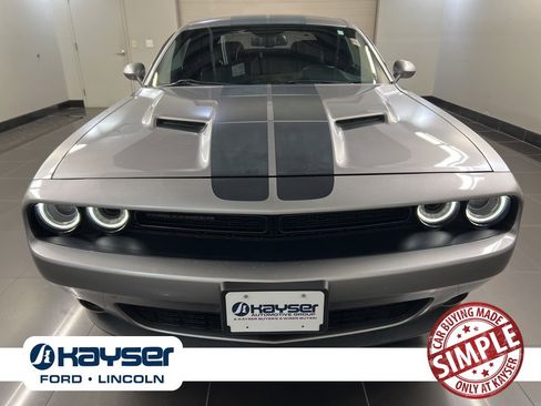 Used 2016 Dodge Challenger SXT w/ Blacktop Package image 2