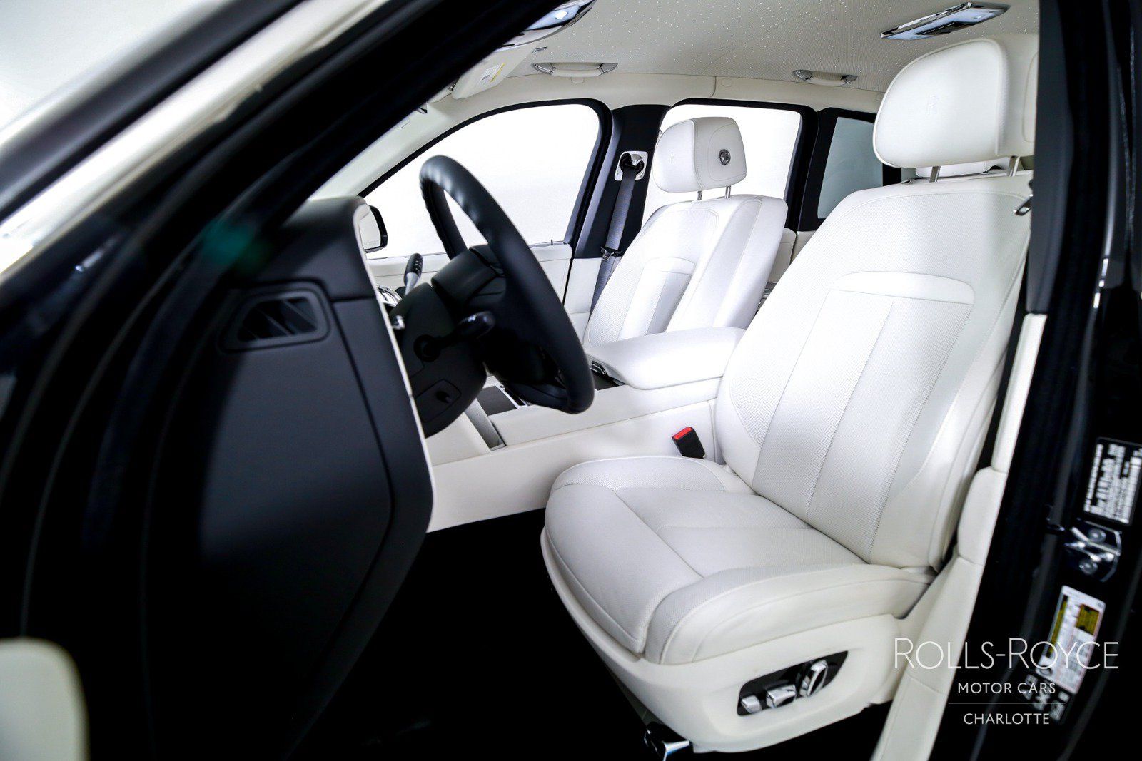 New 2026 Rolls-Royce Cullinan AWD/4WD image 13