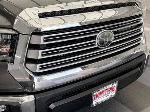 Used 2018 Toyota Tundra Limited w/ Limited Premium Package AWD/4WD image 31