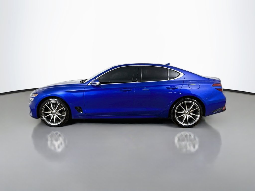 Used 2022 Genesis G70 3.3T RWD image 4