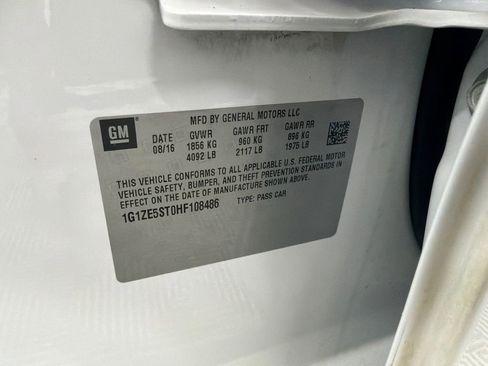 Used 2017 Chevrolet Malibu LT image 30