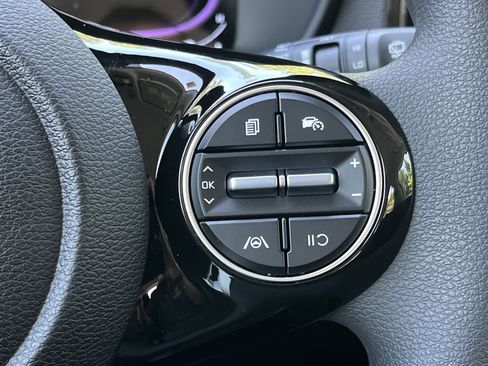 New 2025 Kia Soul S image 13