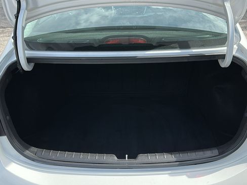 Used 2023 Kia Rio LX image 6