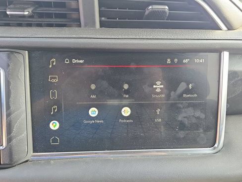 Used 2022 GMC Yukon XL Denali AWD/4WD image 25