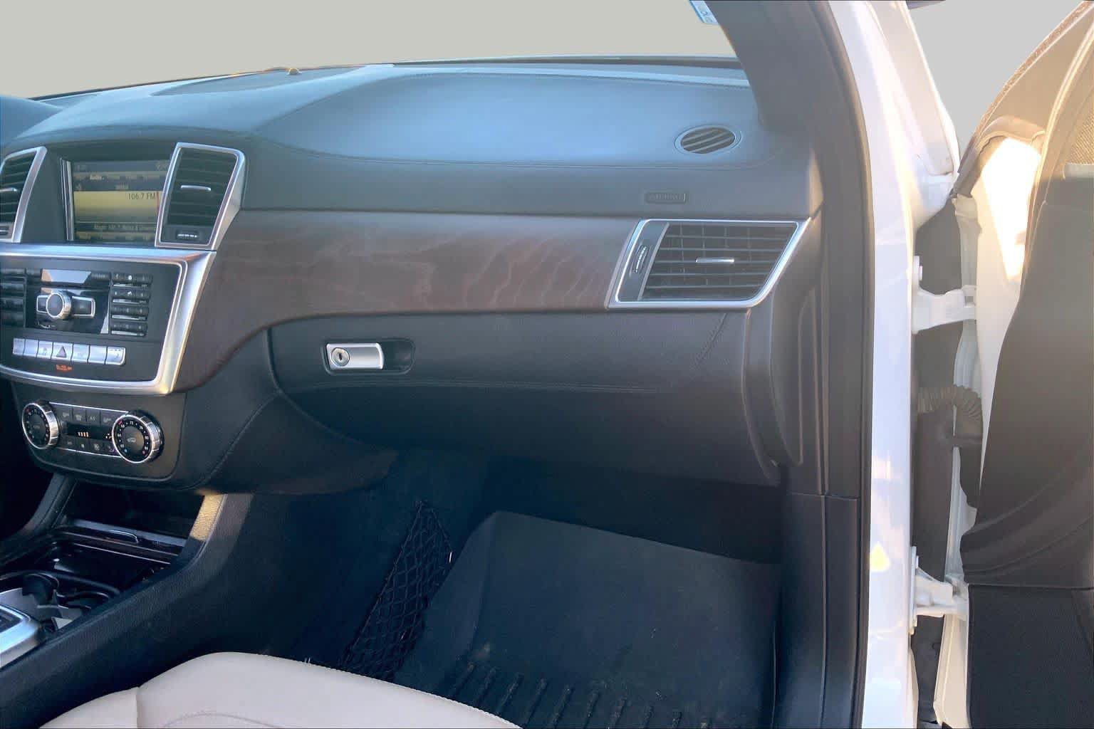 Used 2015 Mercedes-Benz ML 400 4MATIC image 19