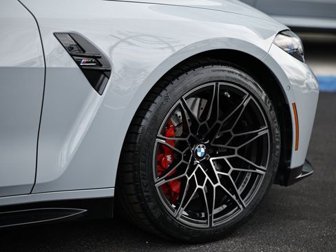 Certified 2025 BMW M4 Competition w/ Executive Package image 5