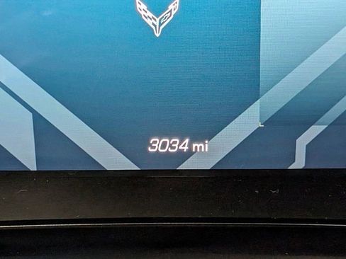 Used 2023 Chevrolet Corvette Stingray w/ Z51 Performance Package image 28