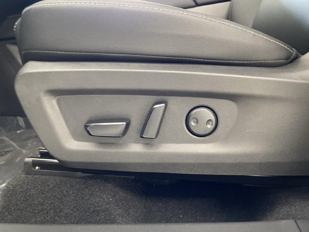 Certified 2025 Nissan Murano SL w/ Cargo Package AWD/4WD image 25