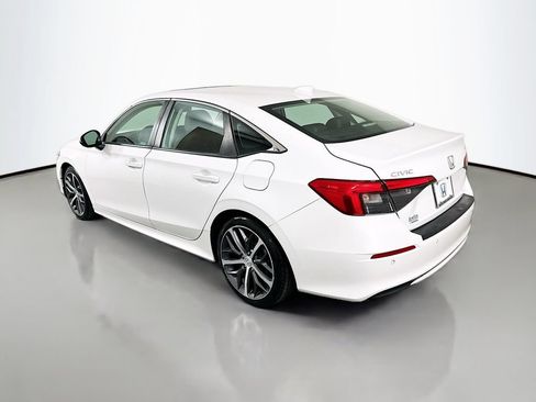 Certified 2022 Honda Civic Touring image 7