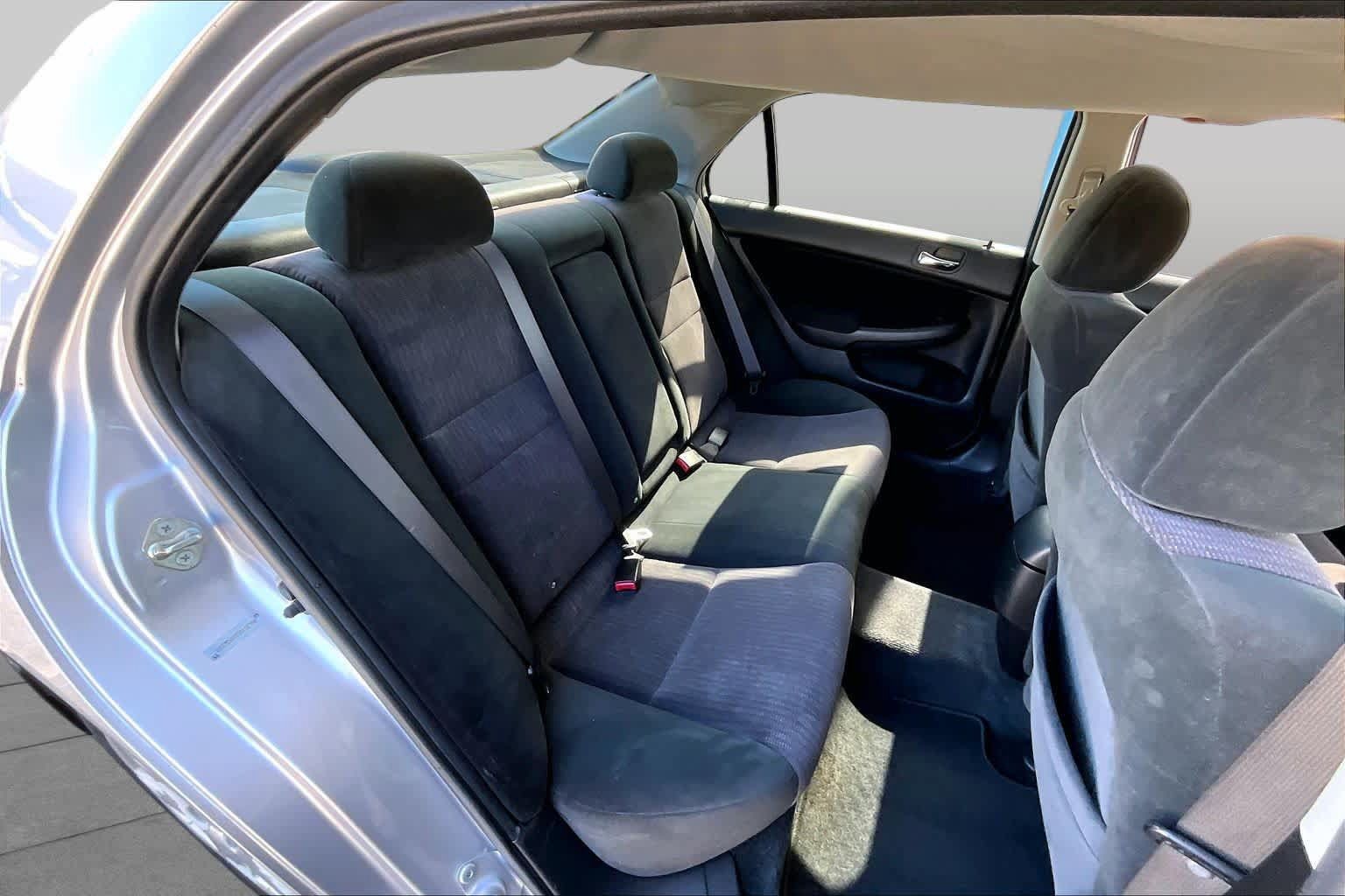 Used 2005 Honda Accord LX image 19
