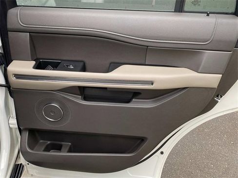 Used 2020 Ford Expedition XLT w/ Equipment Group 202A image 34