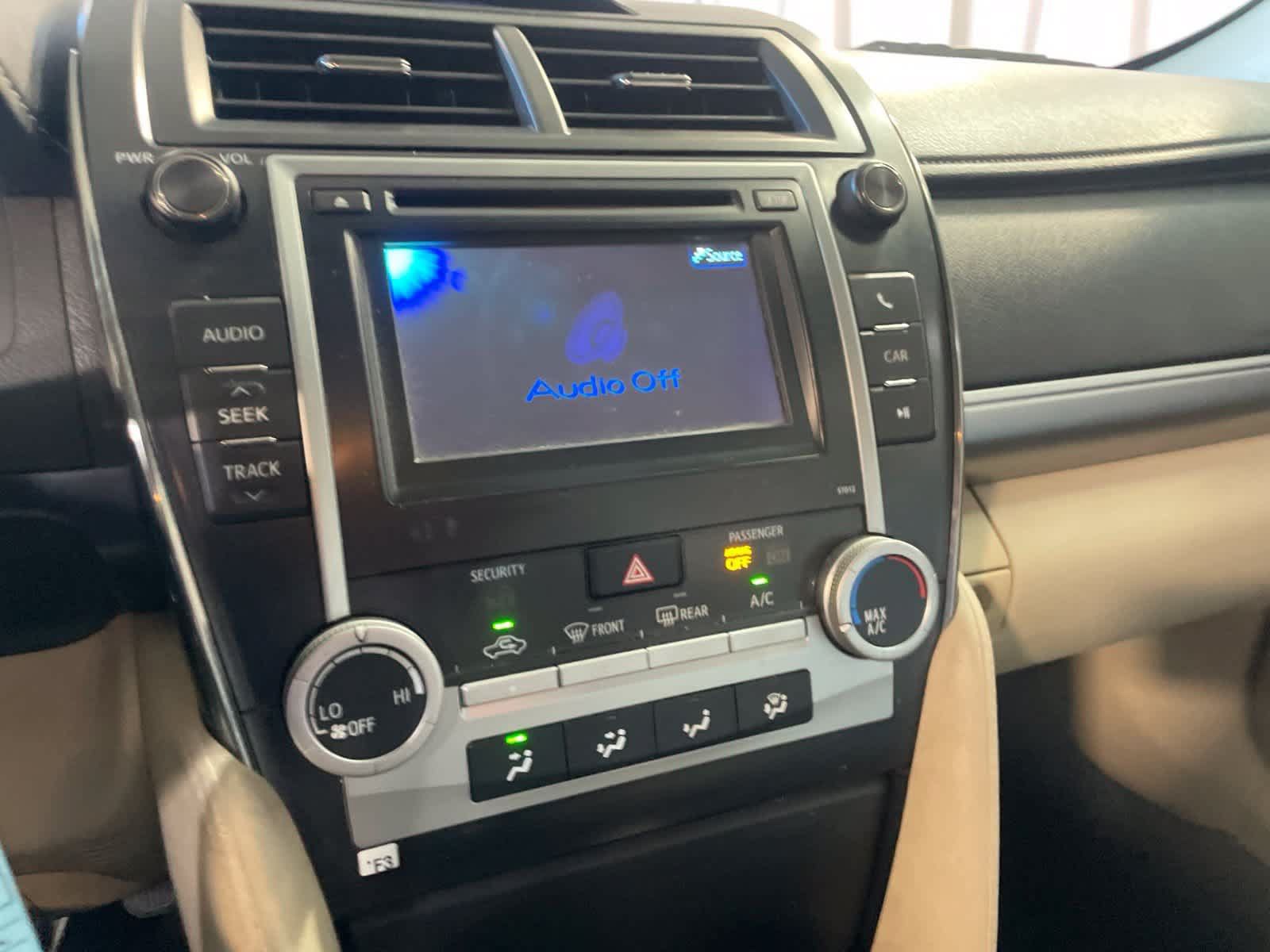 Used 2012 Toyota Camry LE FWD image 23