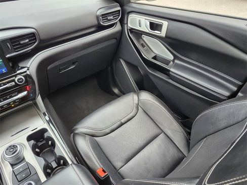 Certified 2022 Ford Explorer ST w/ Equipment Group 401A image 15