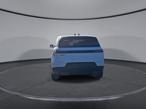 Used 2025 Land Rover Range Rover Sport SE image 7