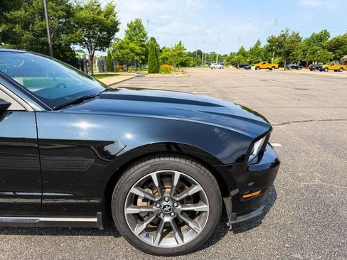 Used 2011 Ford Mustang GT Premium w/ 402A Rapid Spec Order Code RWD image 37