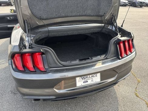 Used 2018 Ford Mustang Premium RWD image 32