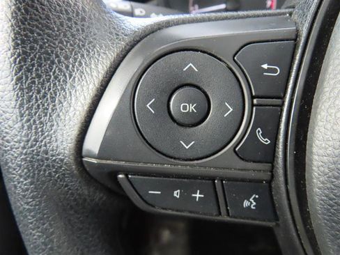 Used 2024 Toyota Corolla LE image 22