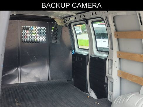 Used 2024 Chevrolet Express 2500 w/ Driver Convenience Package RWD image 7