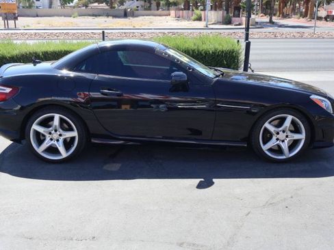 Used 2013 Mercedes-Benz SLK 250 w/ Premium I Pkg image 8
