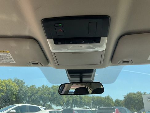Used 2025 Nissan Altima 2.5 SV FWD image 15