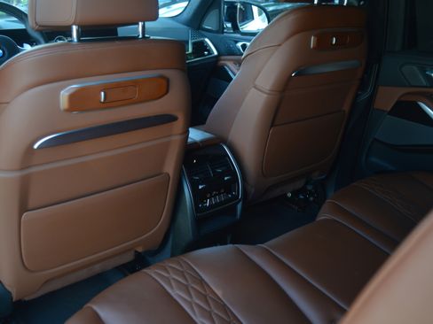 Certified 2026 BMW X7 M60i AWD/4WD image 29