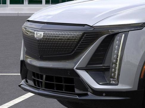 New 2025 Cadillac Lyriq Sport image 13