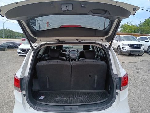 Used 2017 Hyundai Santa Fe Limited FWD image 19