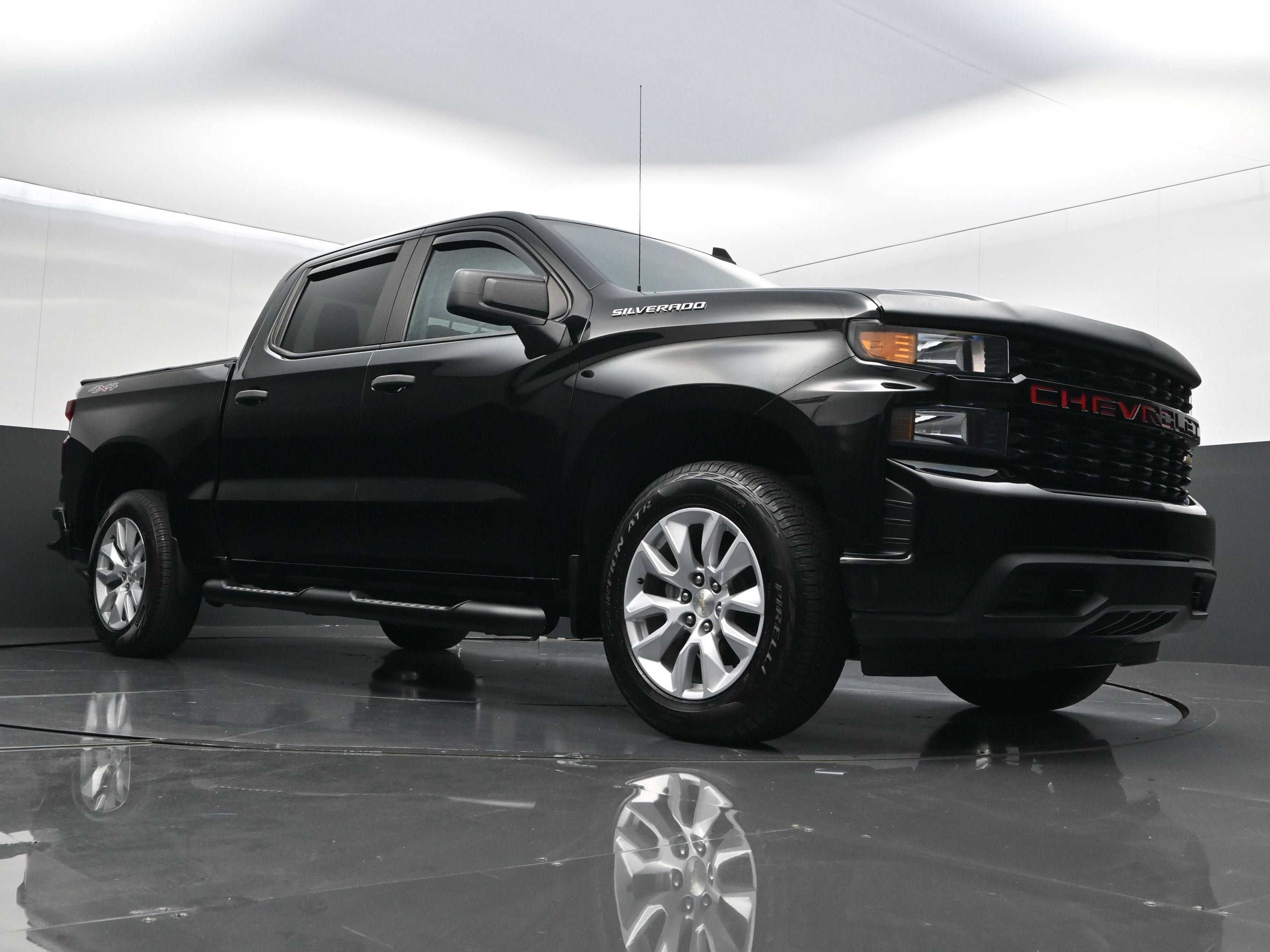 Used 2021 Chevrolet Silverado 1500 Custom AWD/4WD image 37