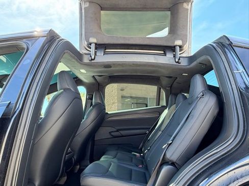 Used 2024 Tesla Model X image 24