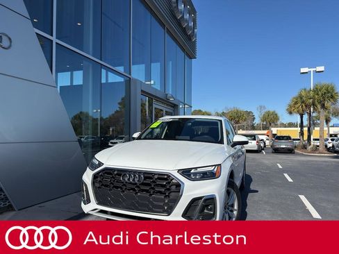 Used 2023 Audi Q5 2.0T Premium w/ Convenience Package image 1