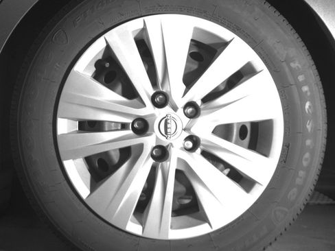 Used 2025 Nissan Sentra S image 14