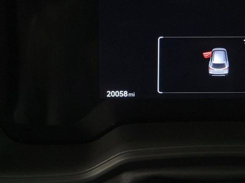 Used 2026 Toyota Corolla Cross LE w/ Moonroof Package FWD image 27