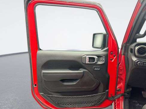 Used 2022 Jeep Wrangler Unlimited Sport image 9