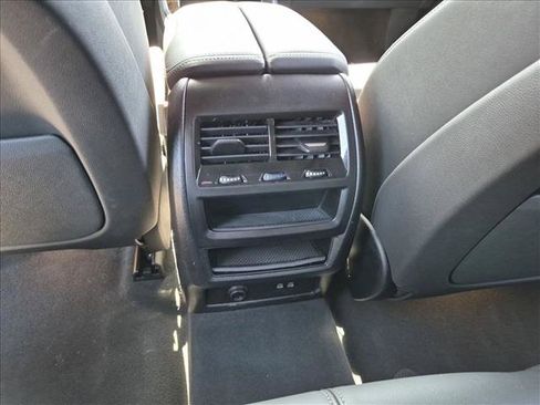 Used 2026 BMW X5 sDrive40i w/ Premium Package RWD image 18