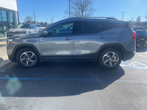 Used 2020 GMC Terrain SLT w/ Preferred Package image 5