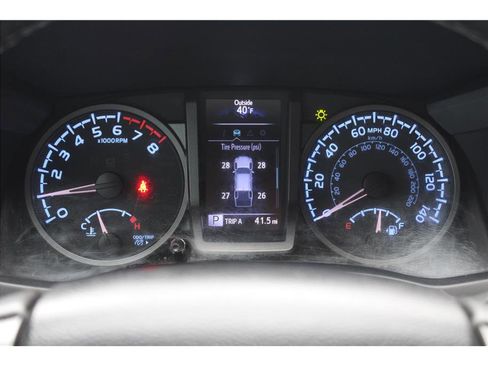 Used 2023 Toyota Tacoma TRD Off-Road image 23