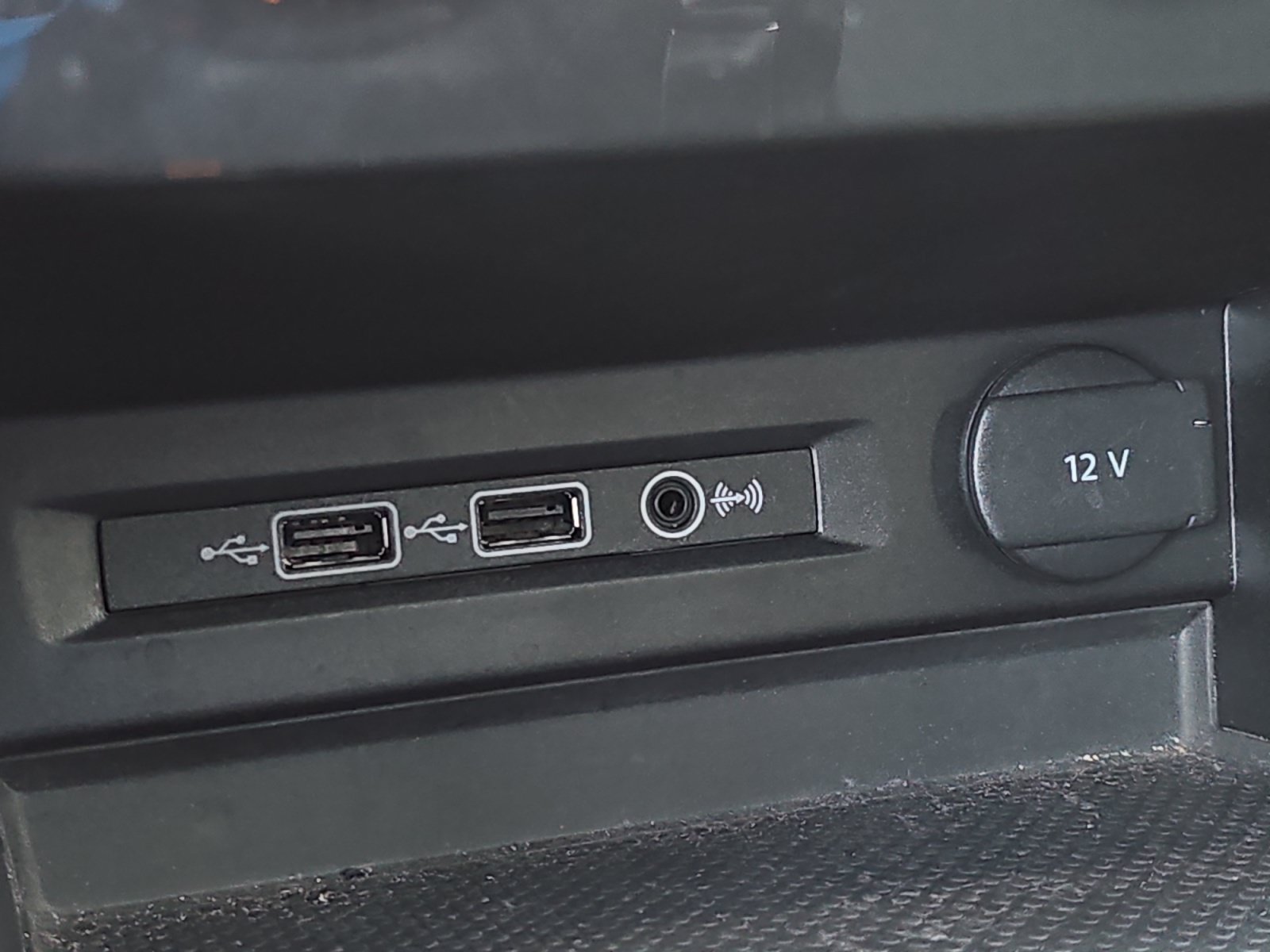 Used 2019 Volkswagen Tiguan SE w/ Panoramic Sunroof Package FWD image 21
