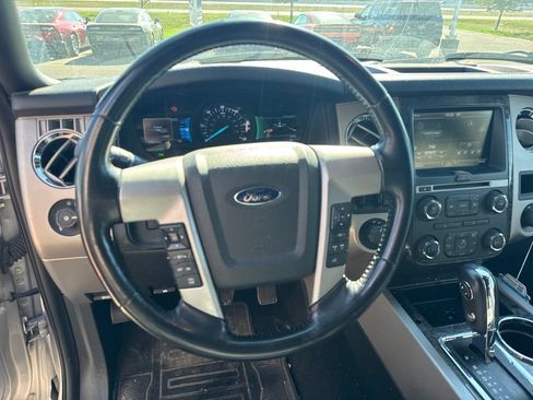 Used 2015 Ford Expedition EL Limited w/ Equipment Group 301A AWD/4WD image 9