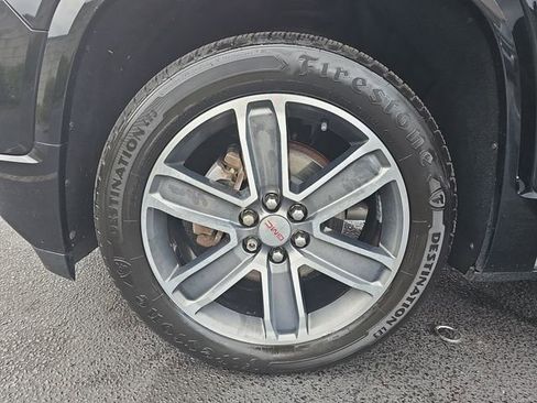 Used 2017 GMC Acadia Denali w/ Technology Package image 34