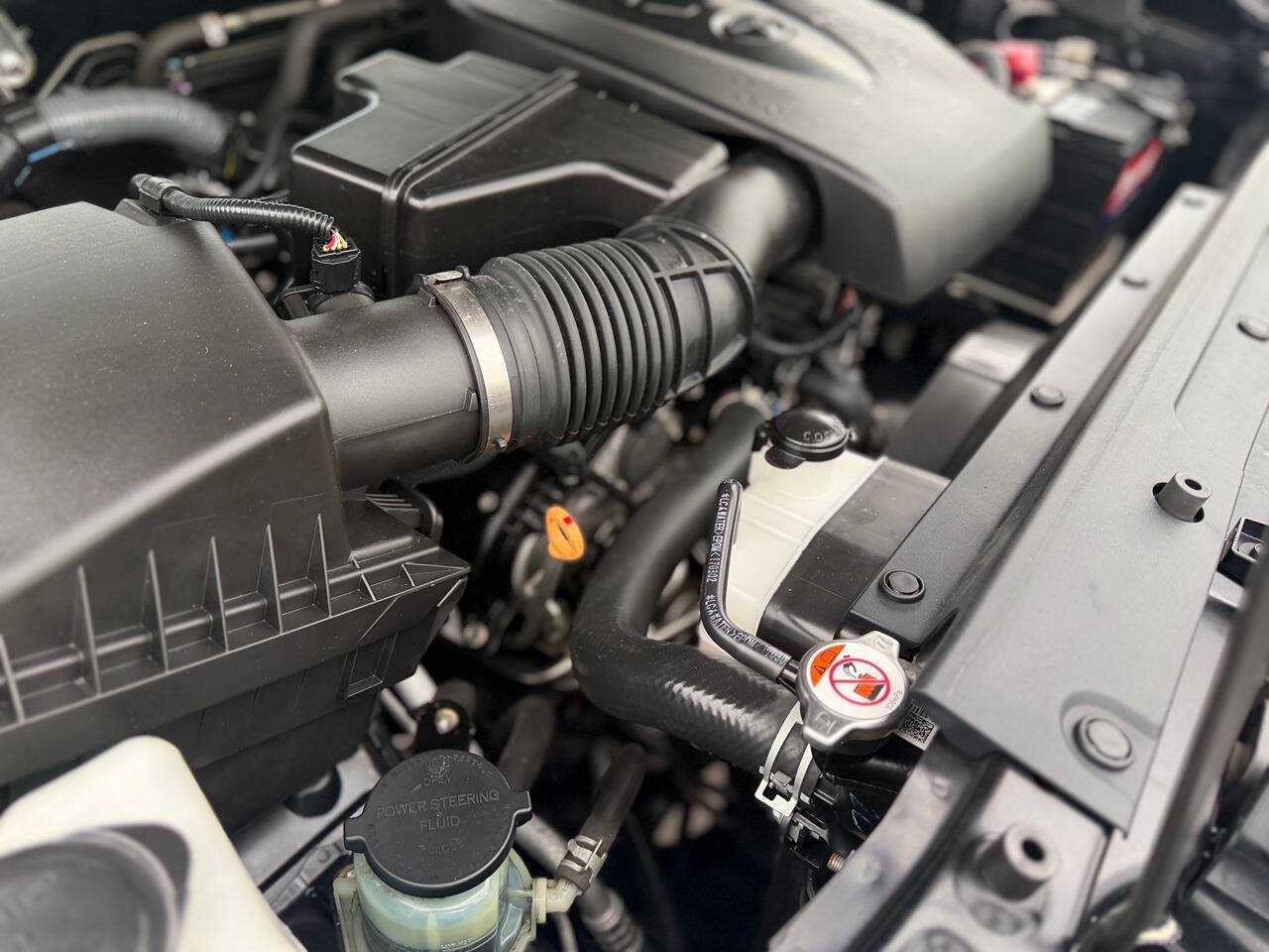 Used 2017 Toyota Tacoma TRD Sport w/ Premium & Technology Package AWD/4WD image 95