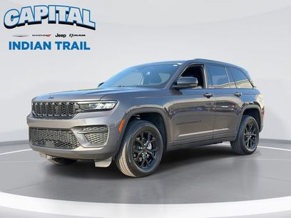 Used 2024 Jeep Grand Cherokee Altitude