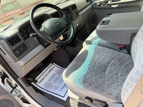Used 2000 Ford F350 XLT AWD/4WD image 13