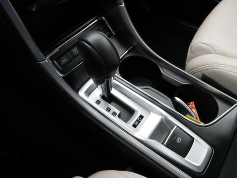 Used 2022 Subaru Ascent Premium w/ Convenience Package image 24