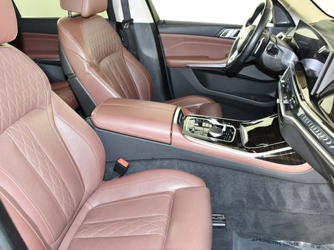 Used 2025 BMW X7 xDrive40i image 42