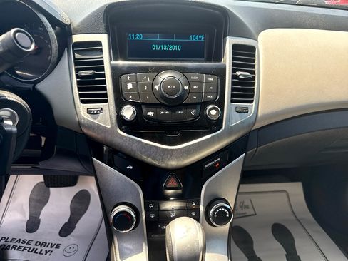 Used 2016 Chevrolet Cruze LS image 16