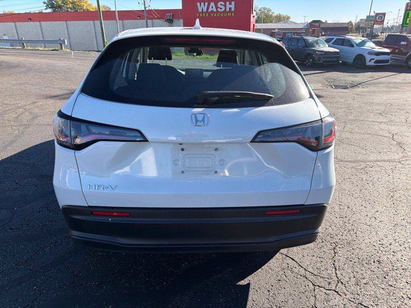 Used 2024 Honda HR-V LX image 6