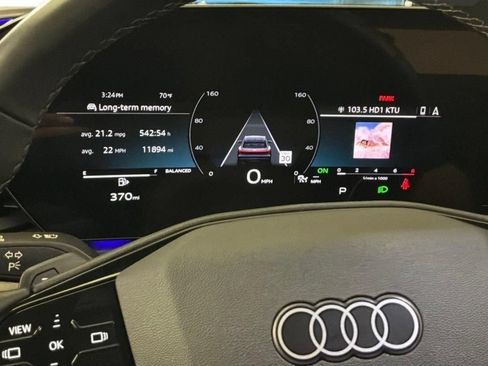Used 2025 Audi Q5 Premium w/ Convenience Package AWD/4WD image 13