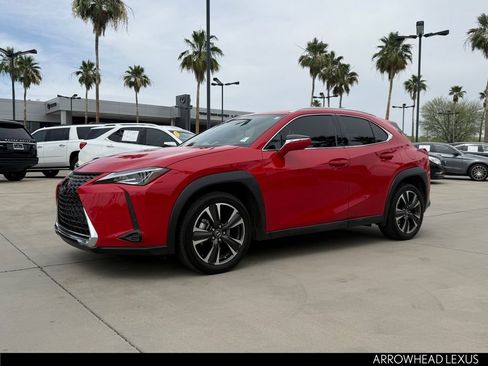 Used 2021 Lexus UX 200 w/ Accessory Package (Z1) FWD image 2