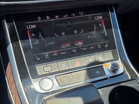 Used 2019 Audi Q8 Premium Plus AWD/4WD image 20